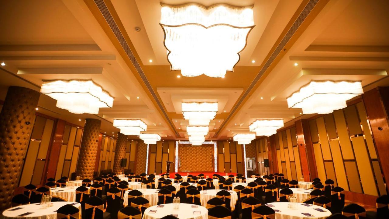 Leroy Grand - Yeshwanthpur Hotel Bangalore Exterior photo